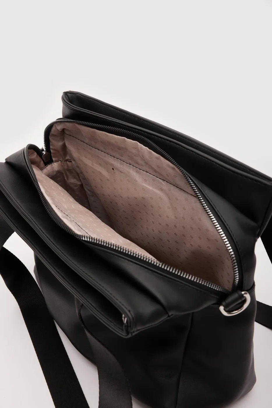 Faux leather shoulder bag Faux leather shoulder bag
