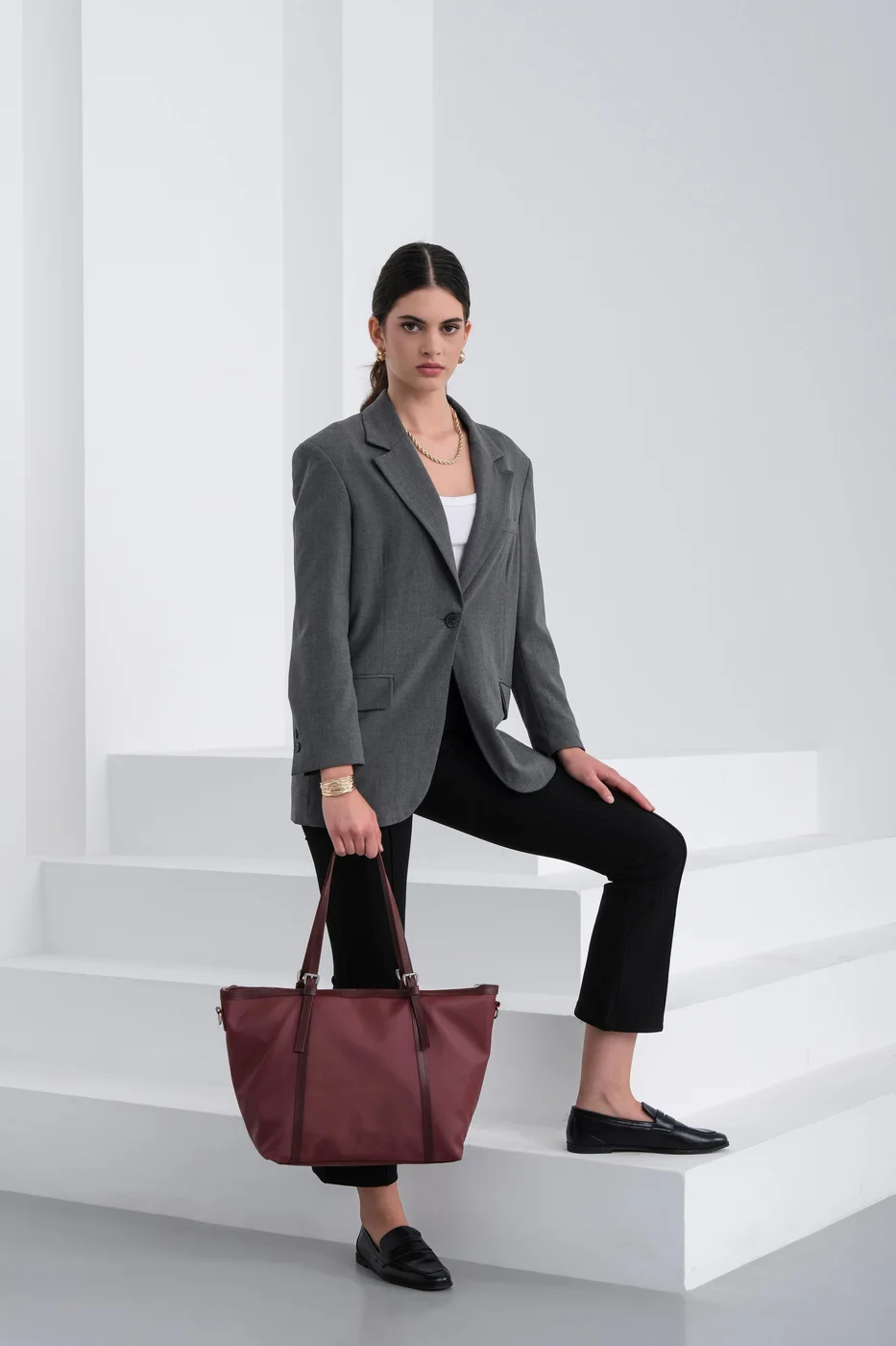 Faux leather shoulder bag Faux leather shoulder bag in burgundy