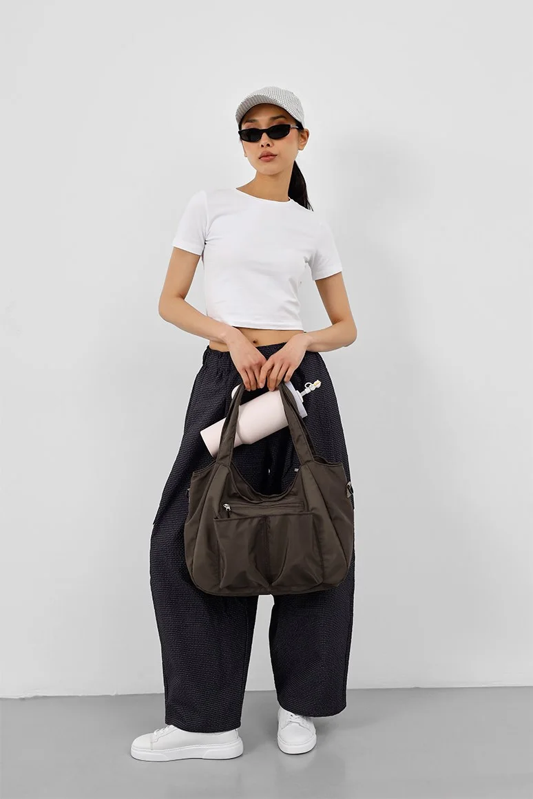 Technical Fabric Gym Bag in mocha