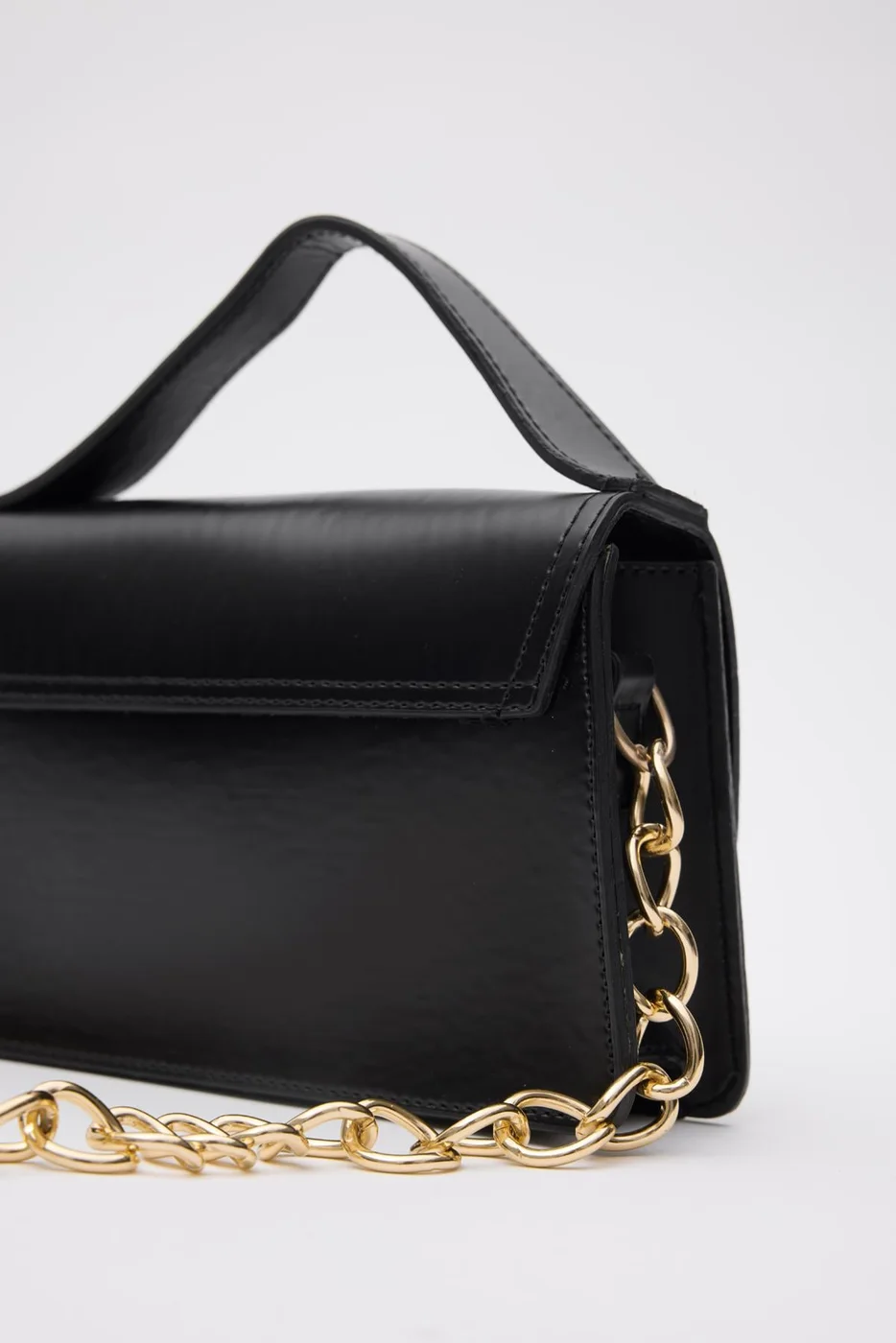 faux leather crossbody bag in black