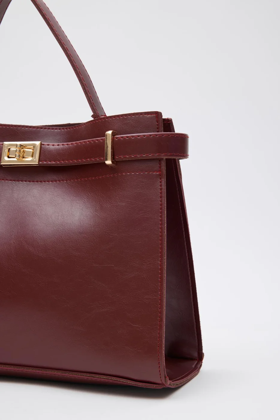 Faux leather crossbody bag for women in burgundy