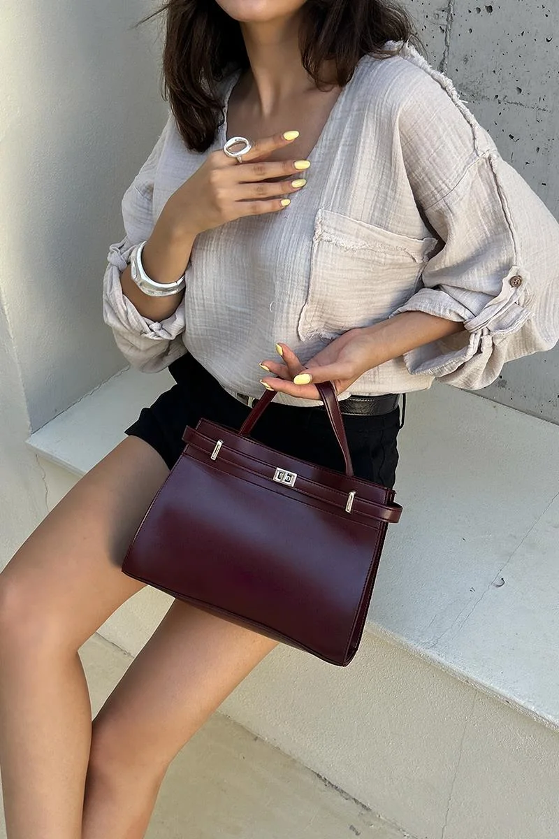 Faux leather crossbody bag for women in burgundy