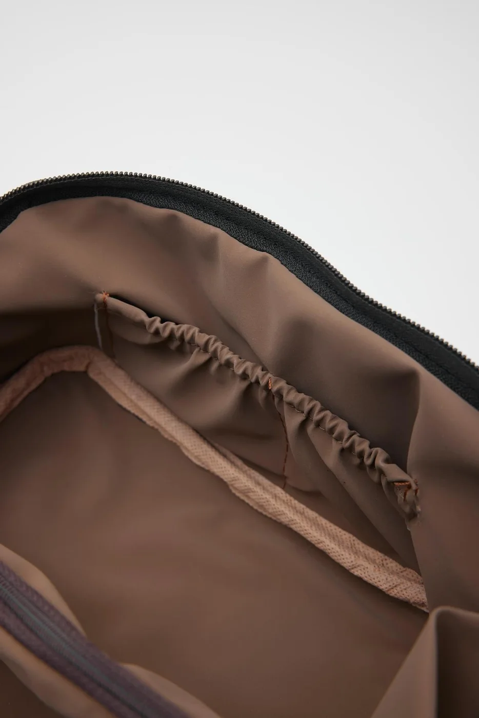Faux leather cosmetic bag in burgundy