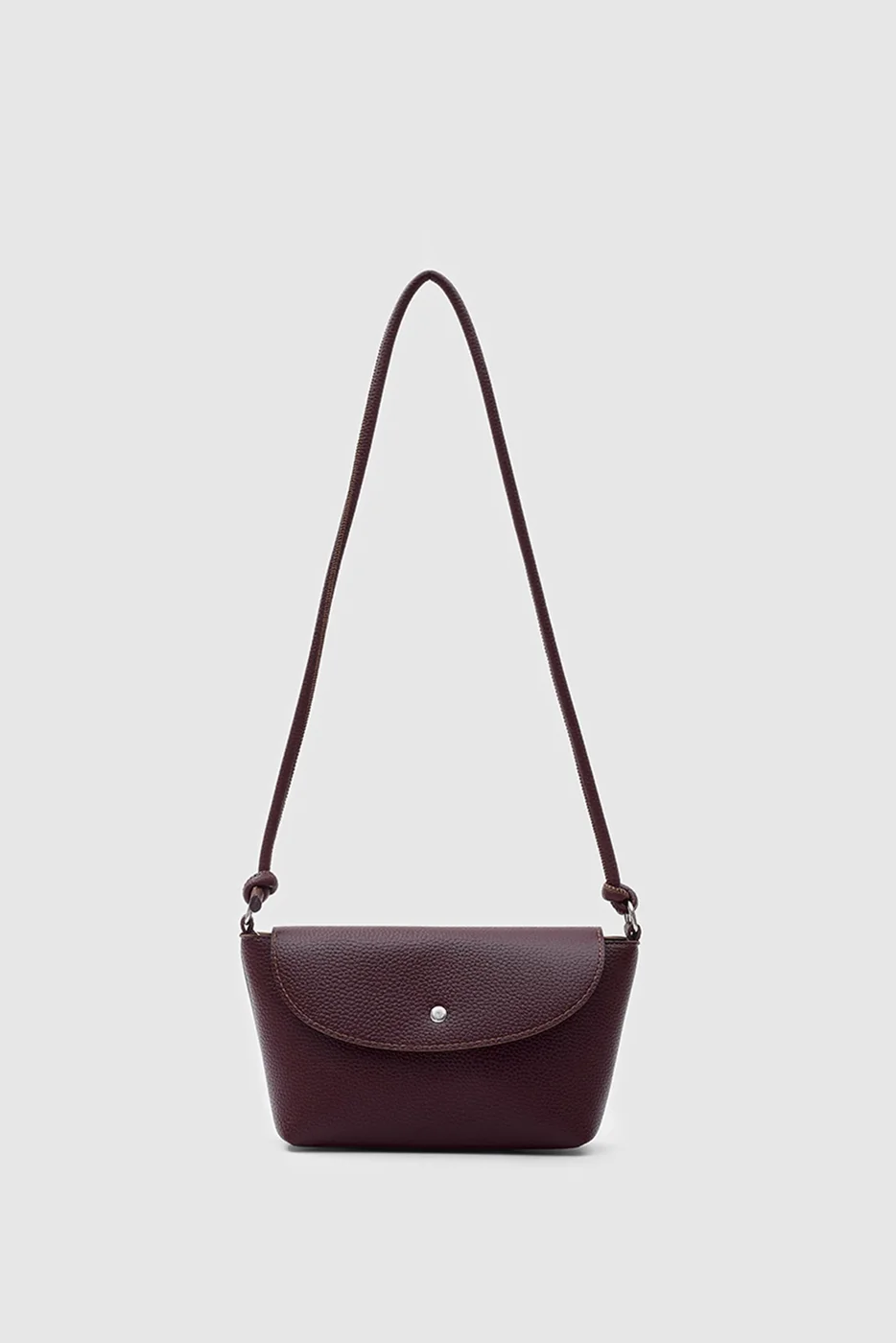 Faux leather shoulder bag Faux leather shoulder bag in burgundy