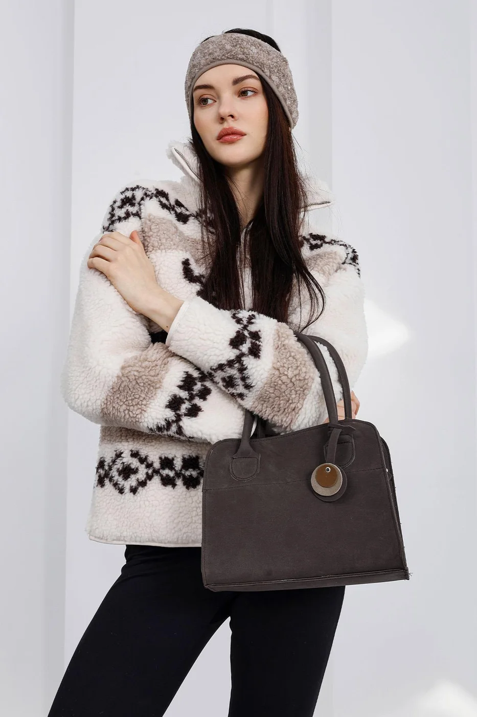 faux suede shoulder bag in brown