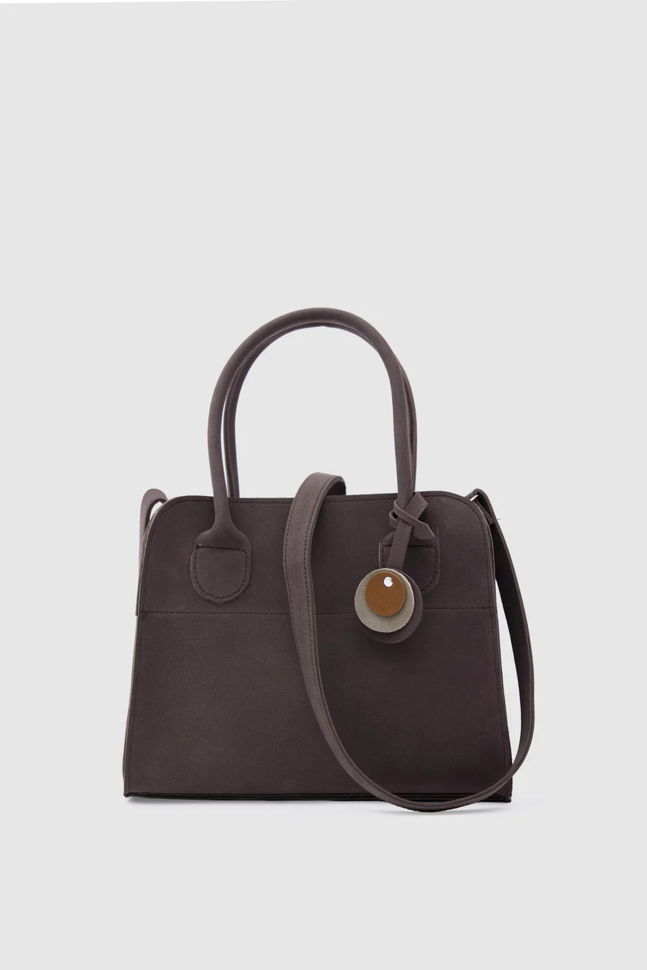 faux suede shoulder bag in brown