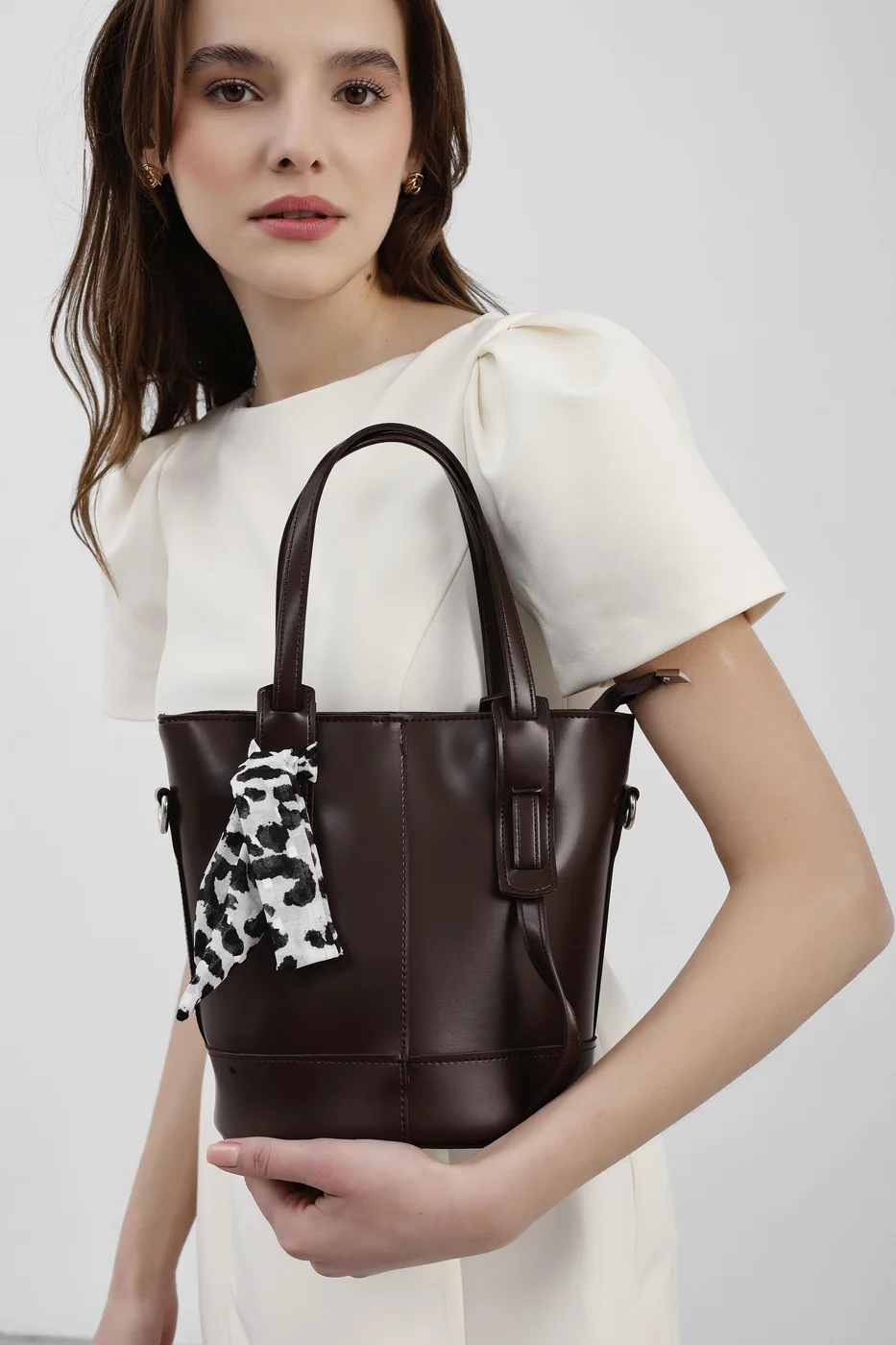 Faux leather crossbody bag for women in dark brown