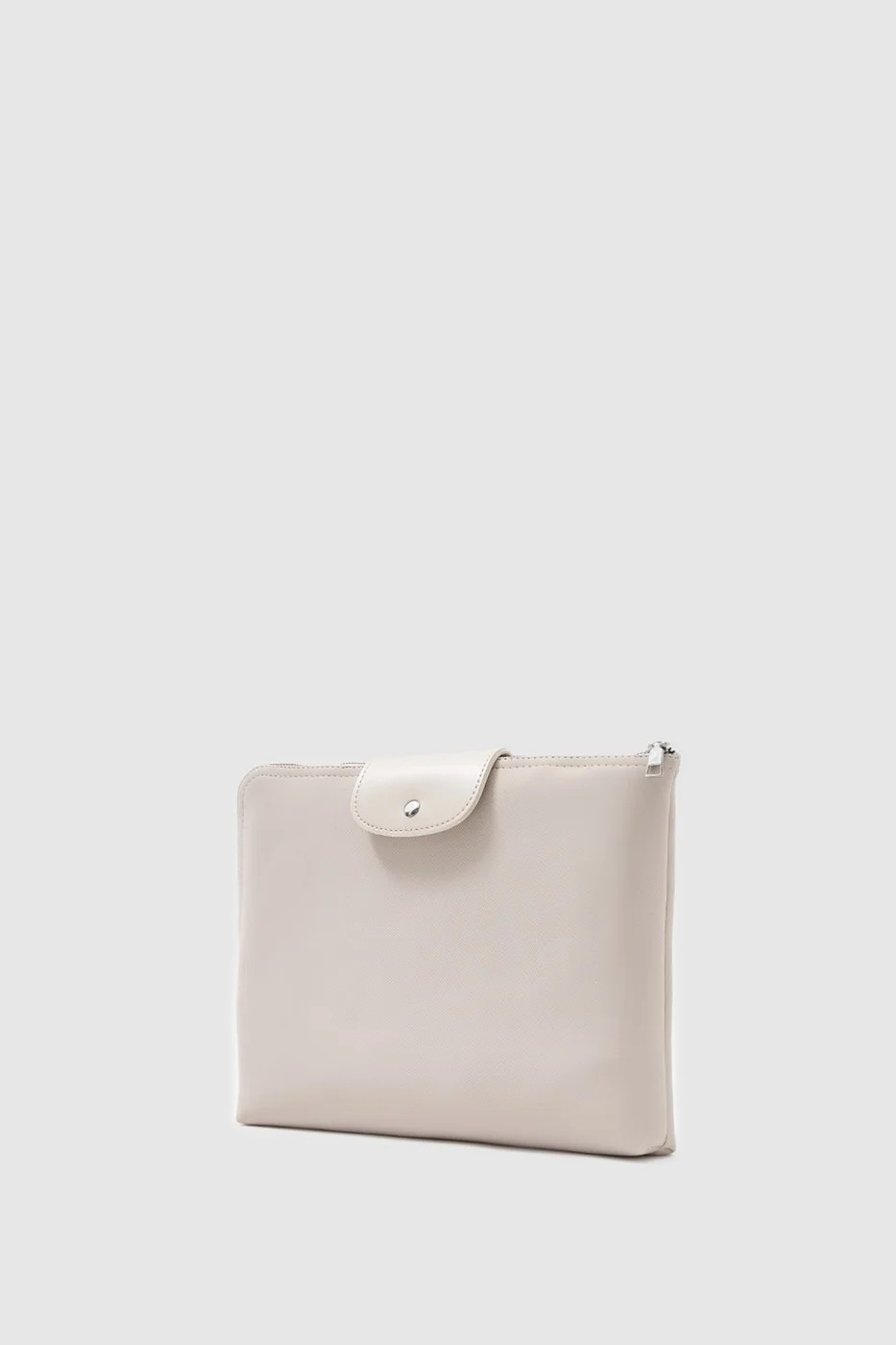 laptop bag for 13-inch devices in cream