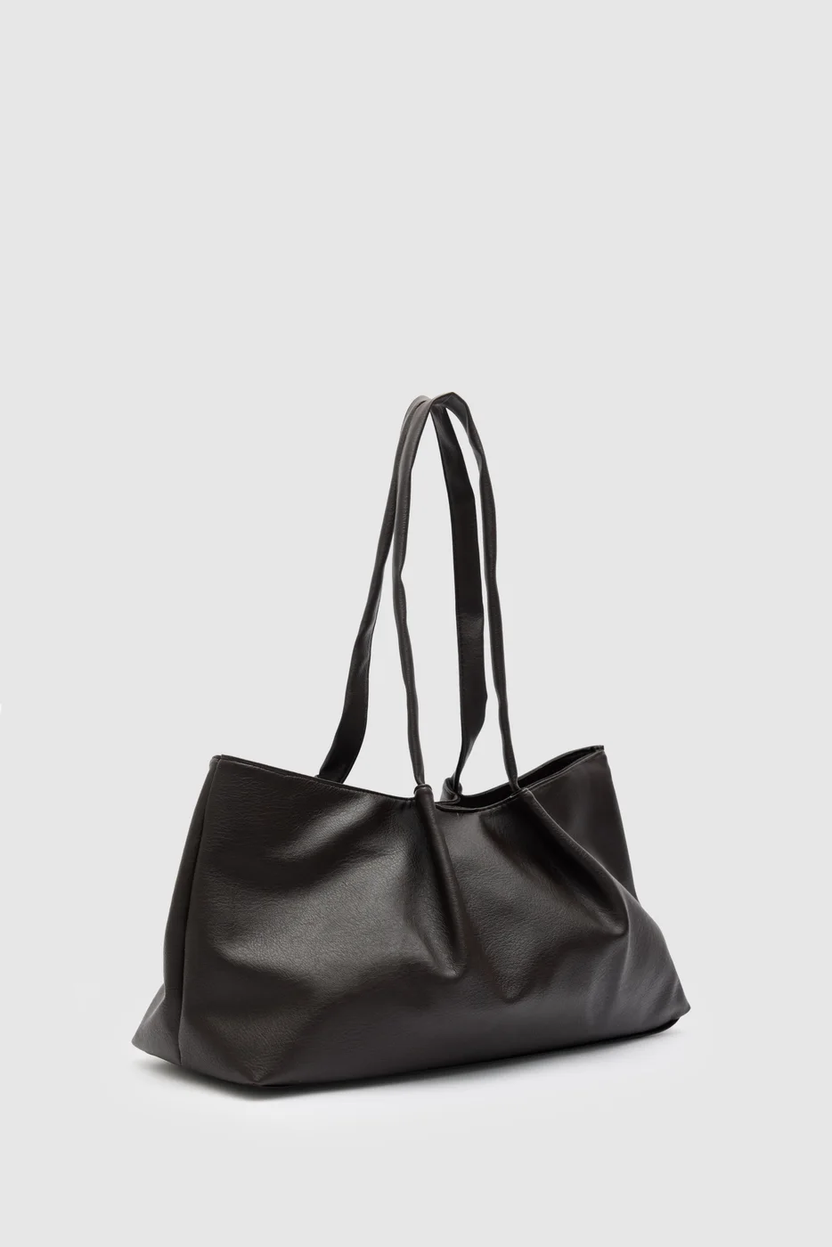faux leather shoulder bag in dark brown