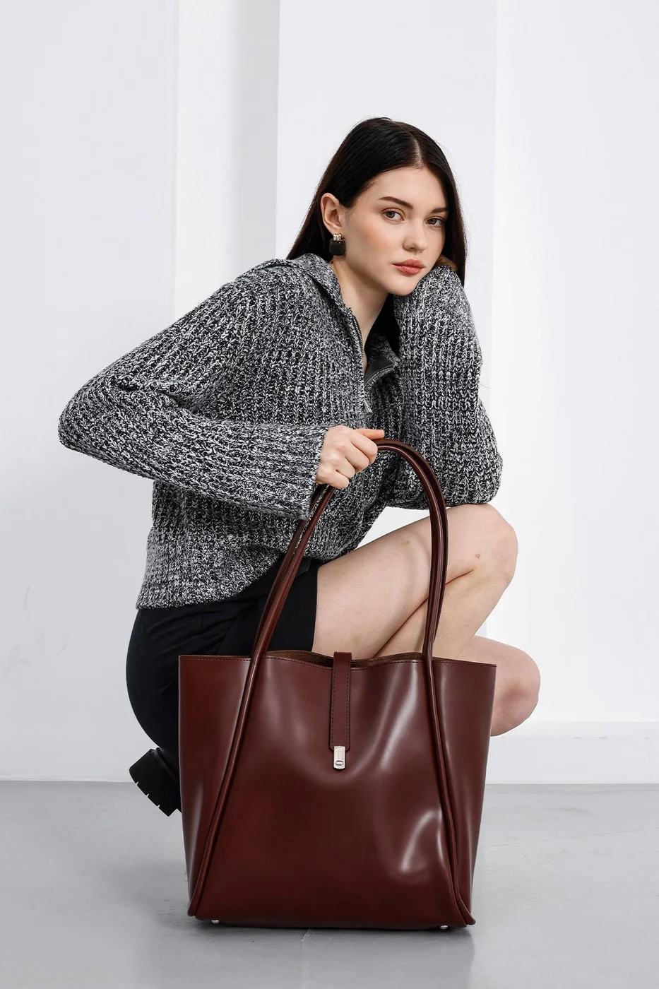 Faux leather shoulder bag by Chester Faux leather shoulder bag by Chester in hazelnut