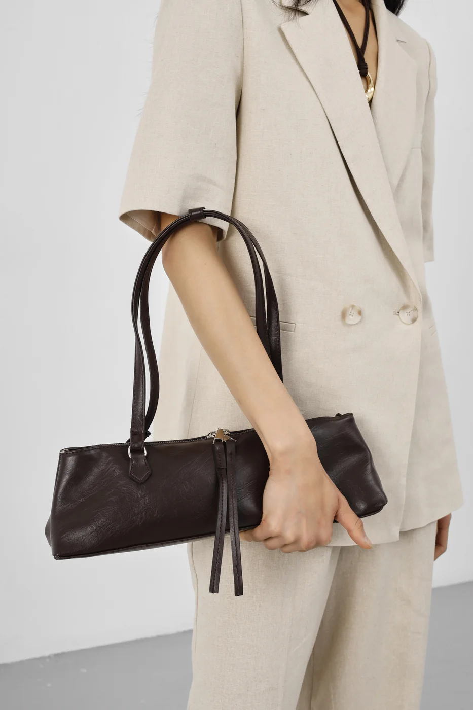 canvas baguette bag in brown