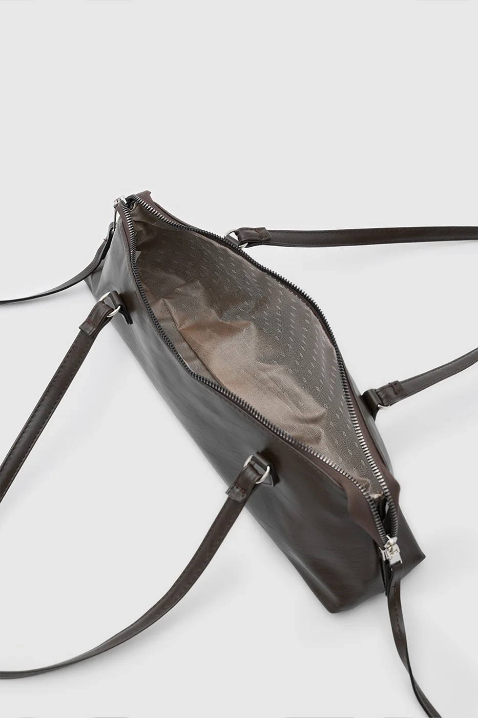 canvas baguette bag in brown