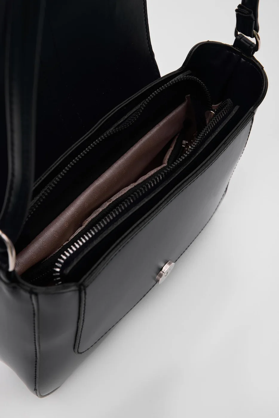 Faux leather crossbody bag in black