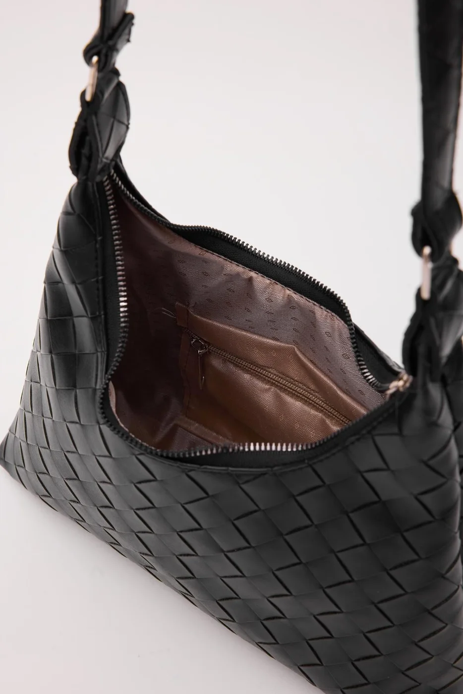 faux leather crossbody bag in black