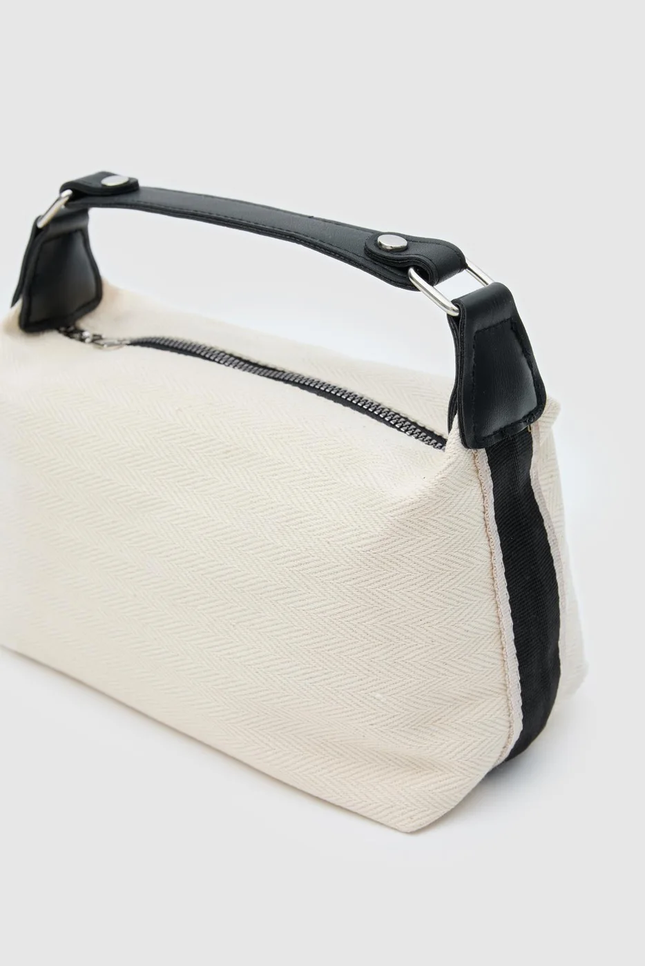 Canvas crossbody bag for daily use in black