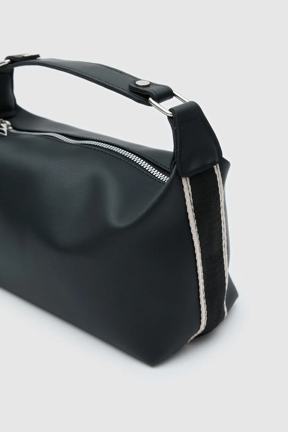 Faux leather crossbody bag in black