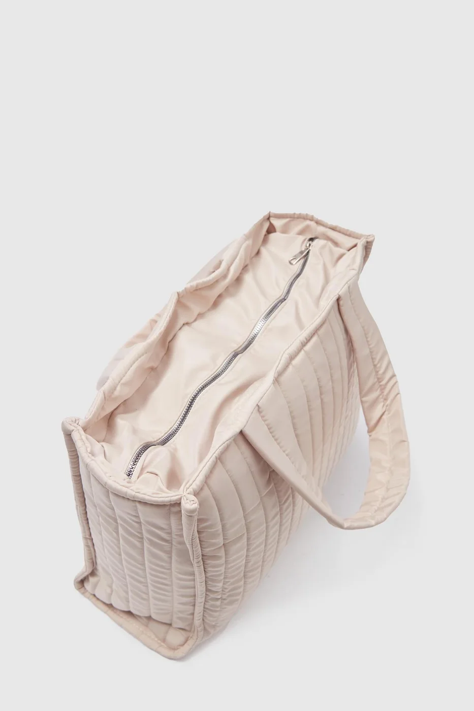 shoulder bag with stylish design in cream