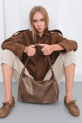Faux leather shoulder bag in taupe