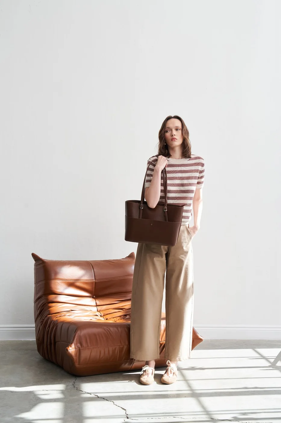 Faux leather shoulder bag set Faux leather shoulder bag set in tan