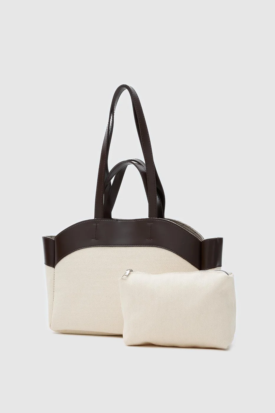 canvas shoulder bag in brown