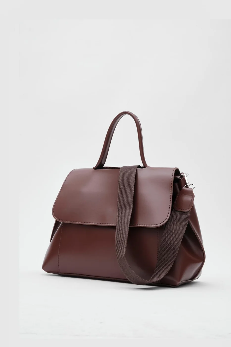 Faux Leather Crossbody Bag Faux Leather Crossbody Bag in hazelnut
