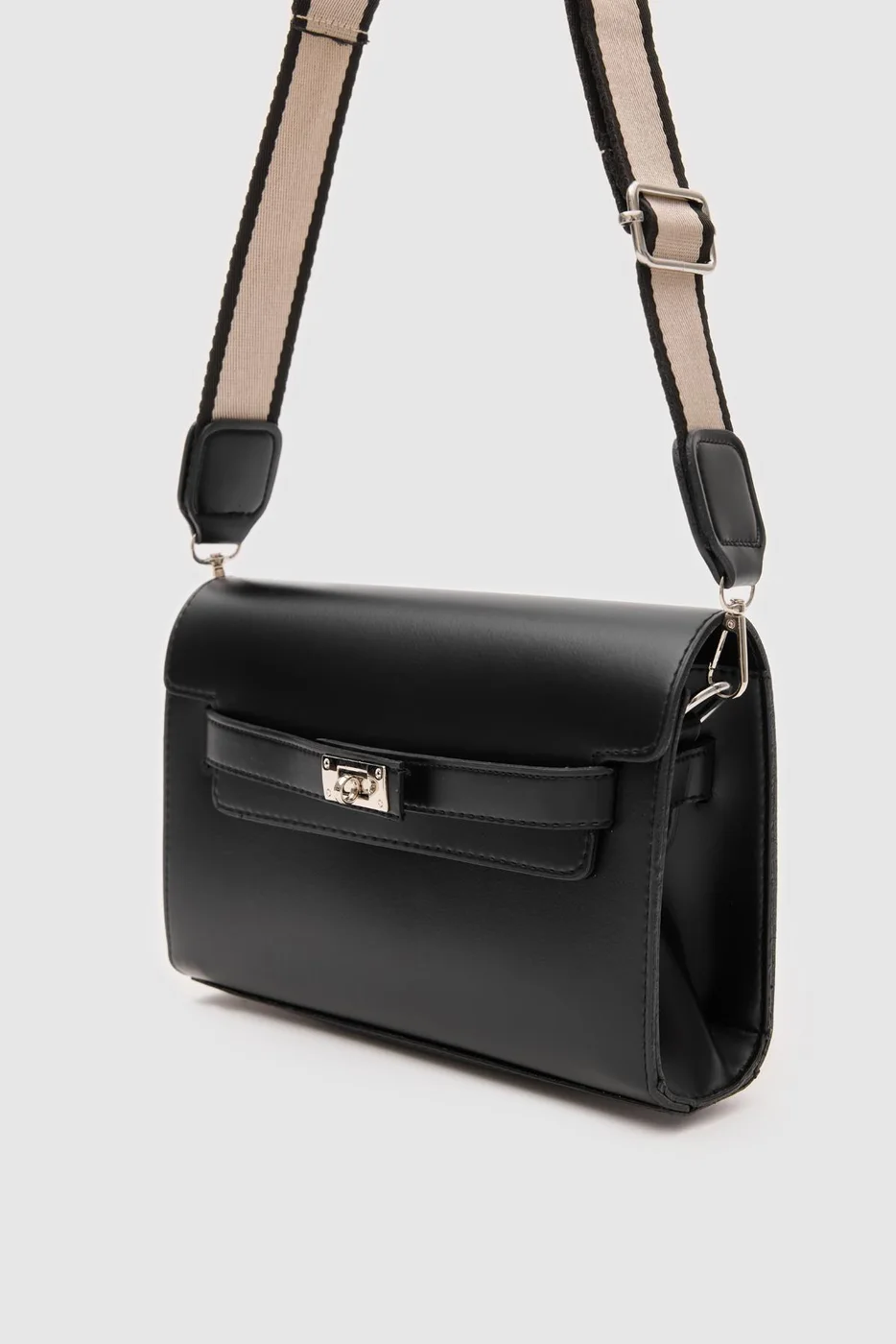 Faux leather crossbody bag for women Faux leather crossbody bag for women in black