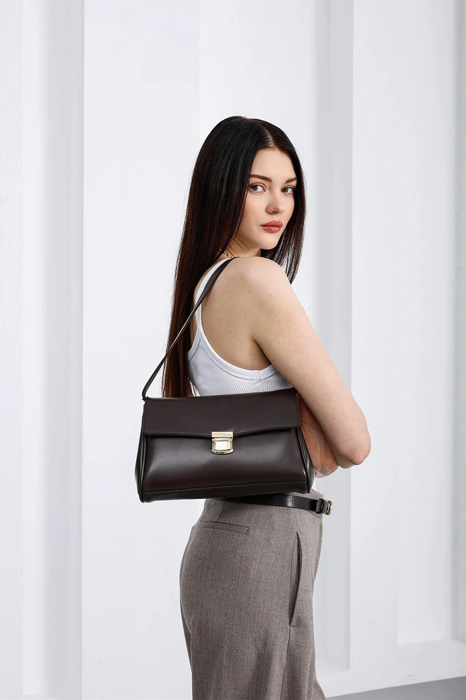 Faux leather baguette bag in brown