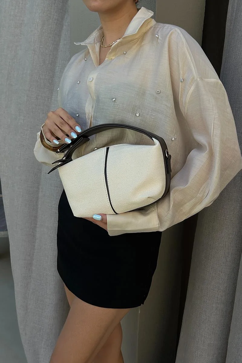 Canvas crossbody bag for daily use in black