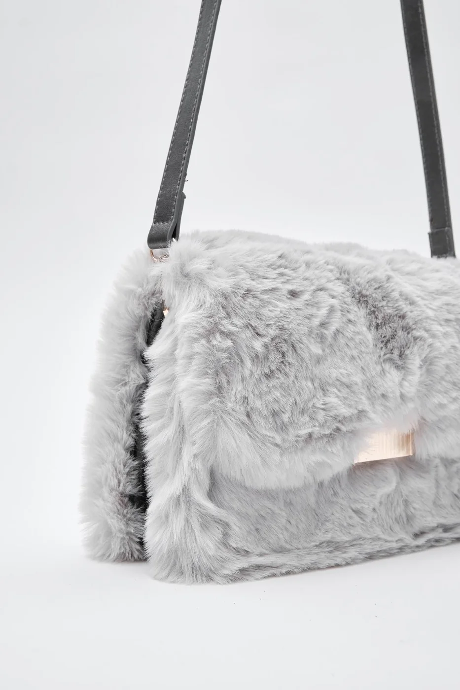 teddy crossbody bag in grey