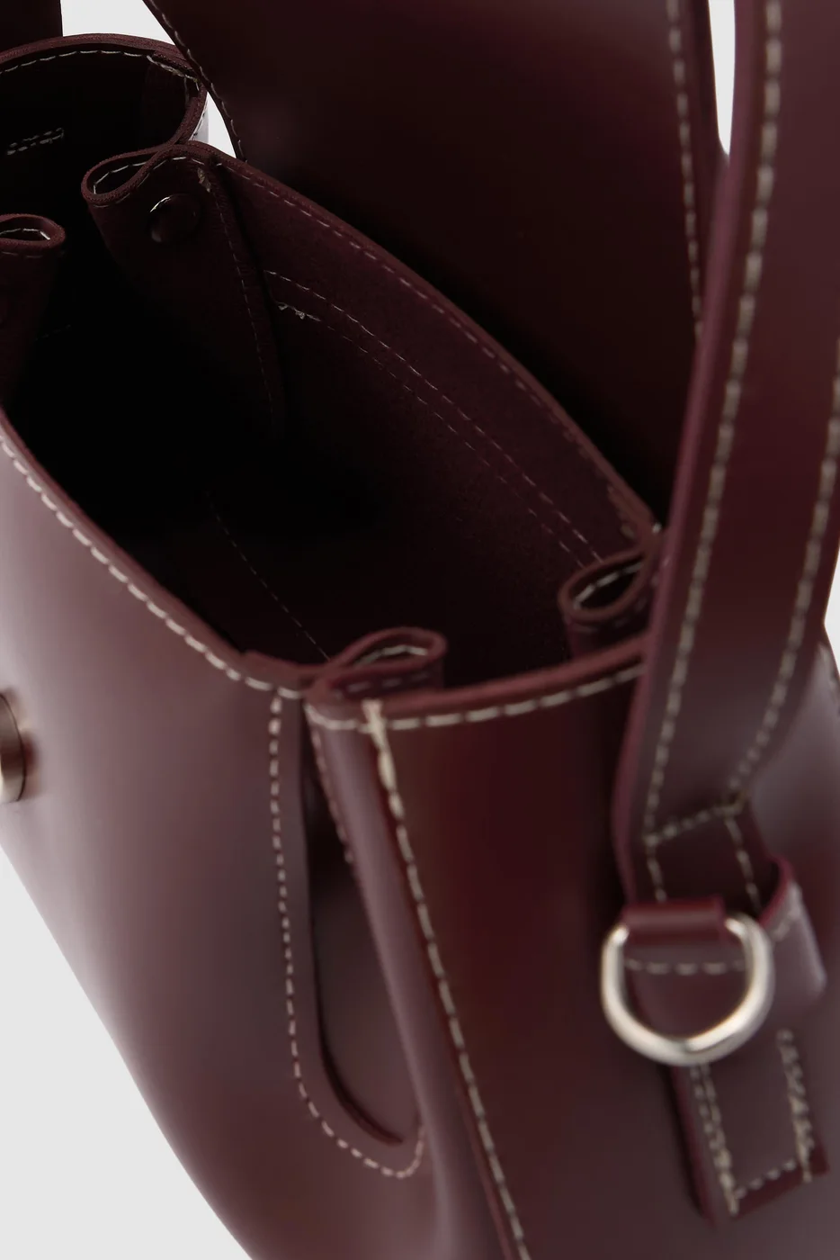 Faux leather crossbody bag in burgundy