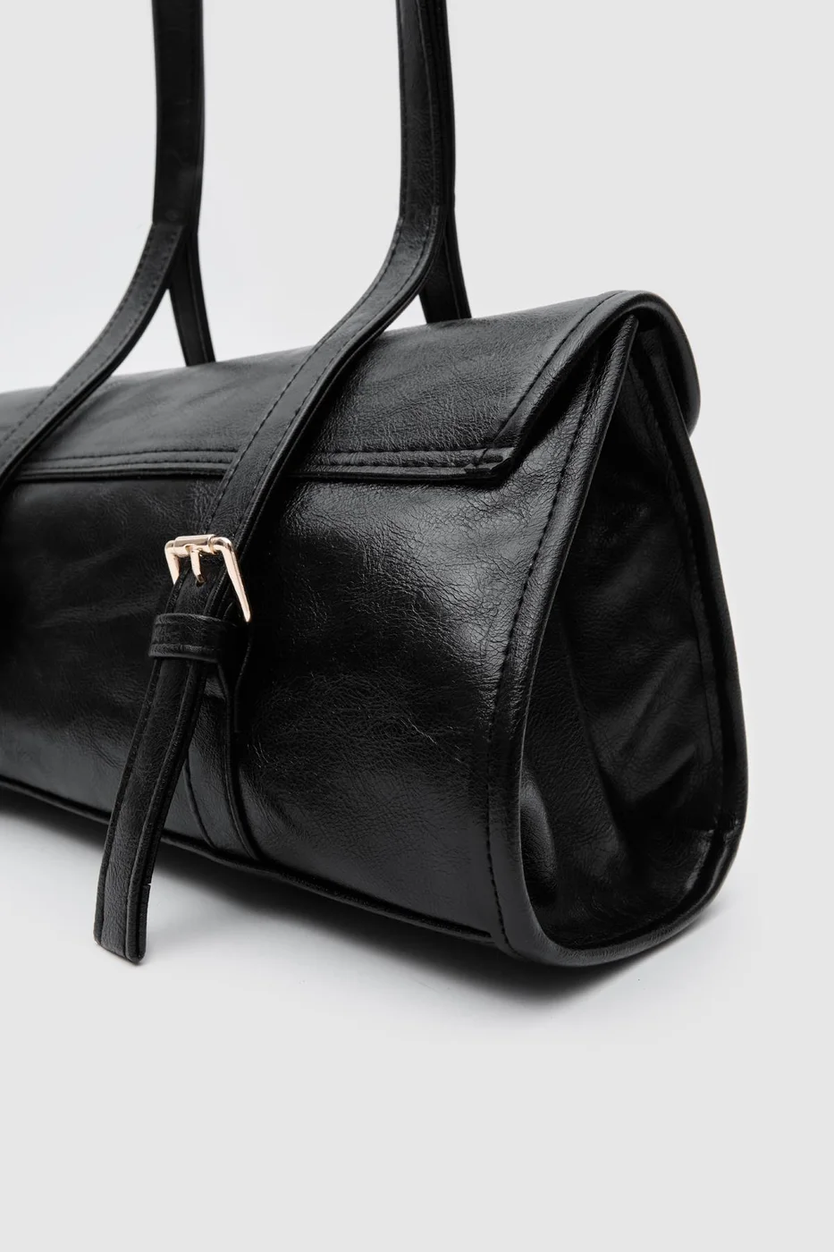 faux leather baguette bag in black