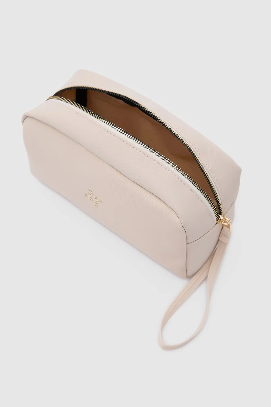 Faux leather cosmetic bag design Faux leather cosmetic bag design in beige