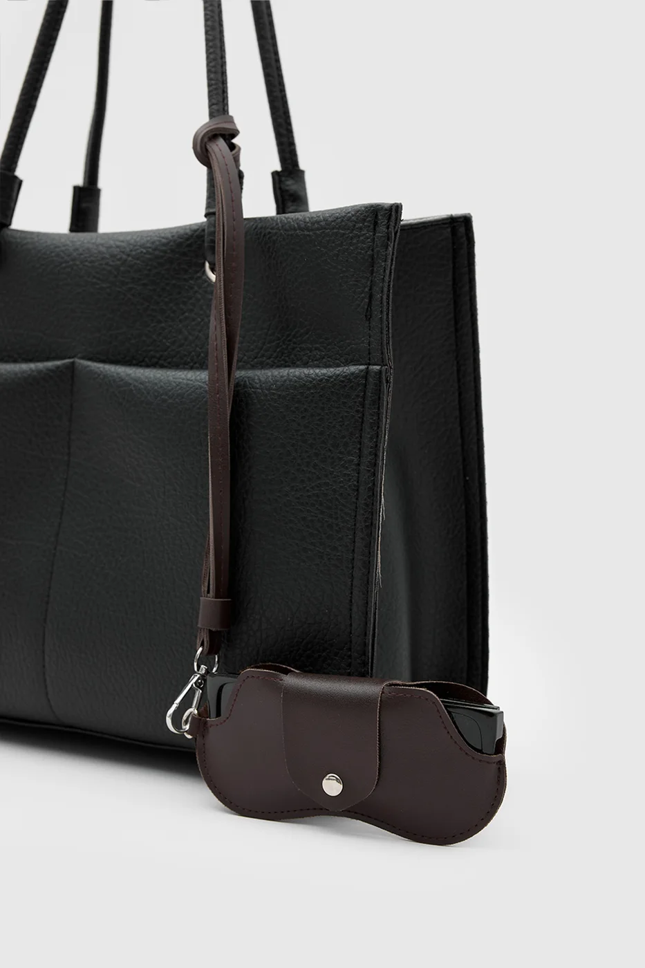Faux leather shoulder bag with stylish design Faux leather shoulder bag with stylish design in black