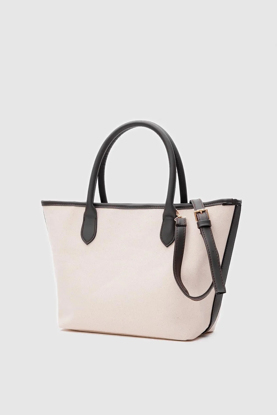 Canvas shoulder bag for daily use in black