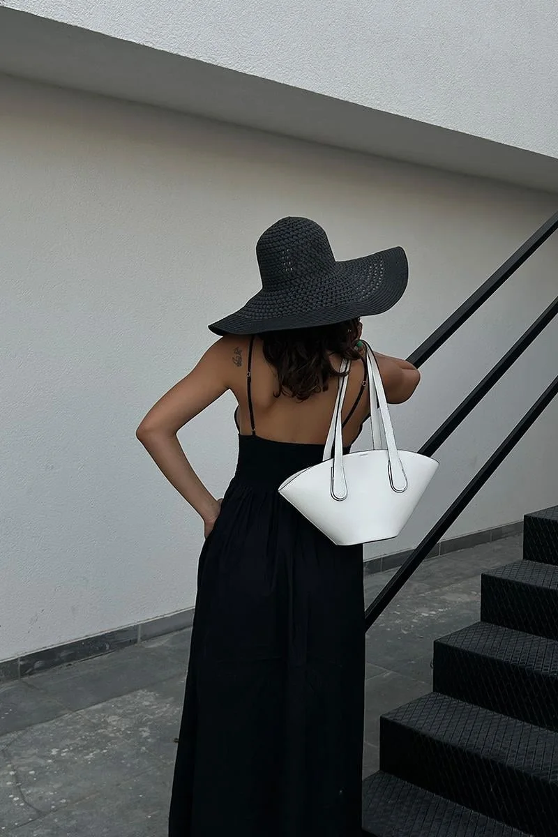 Faux leather shoulder bag in white