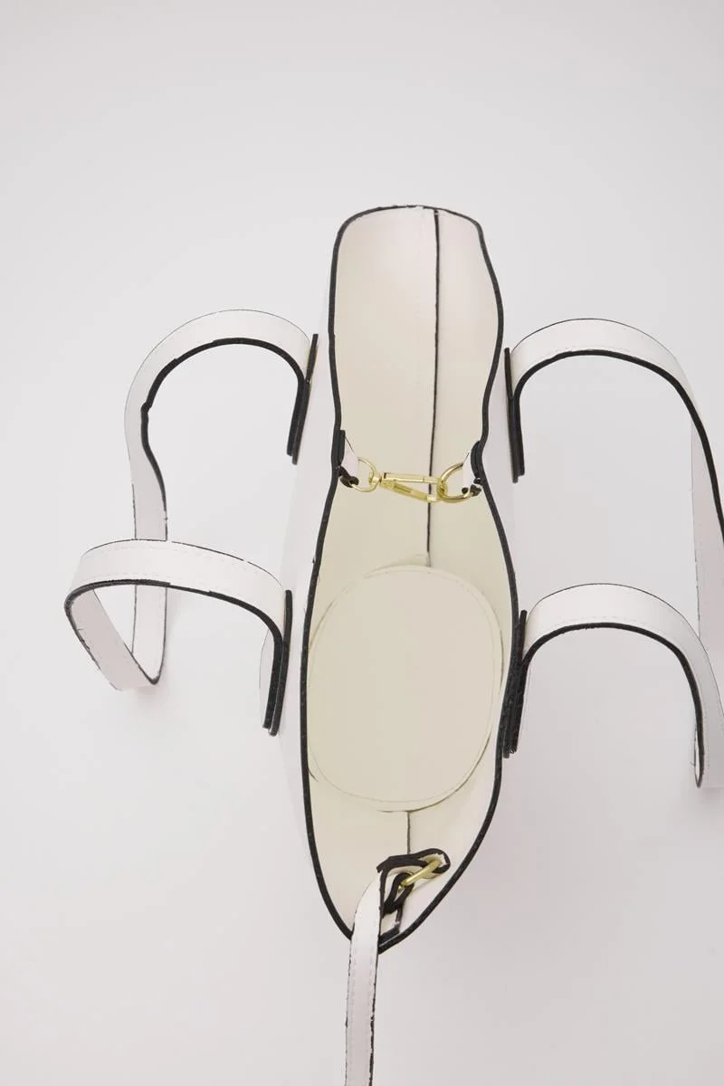 Faux leather shoulder bag in white