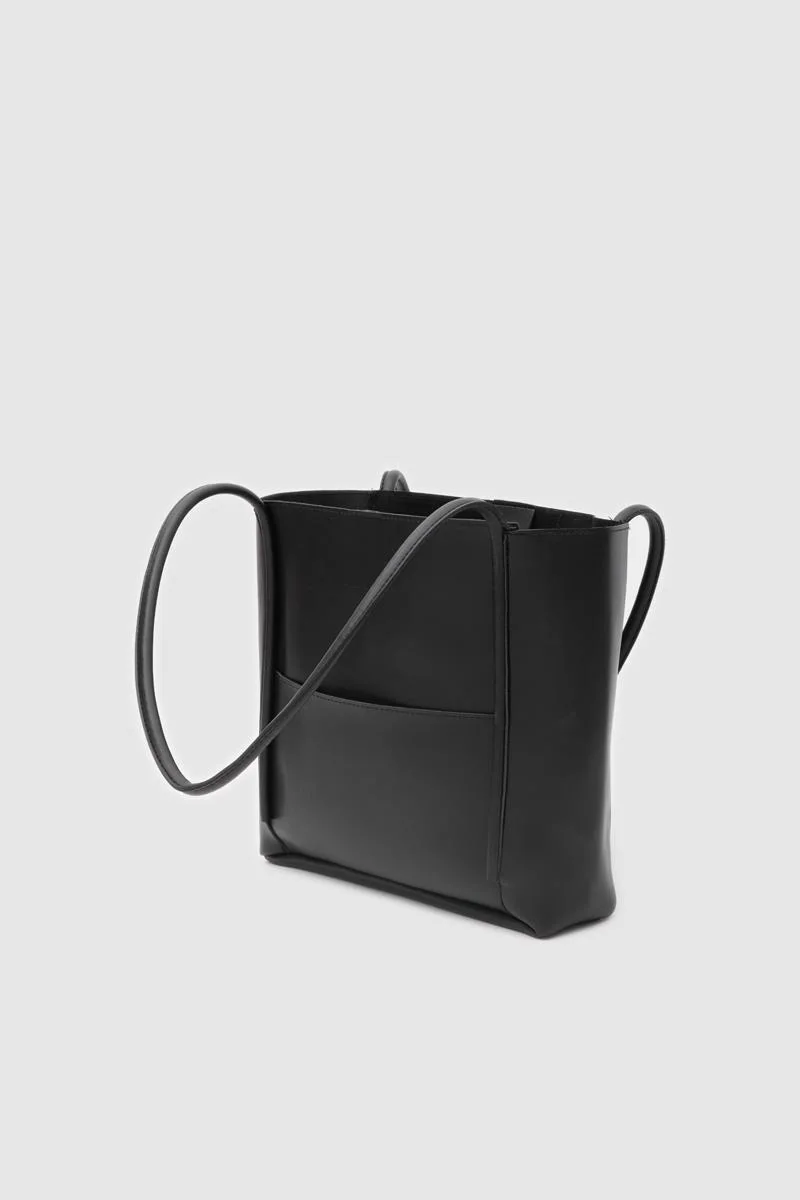 Faux leather shoulder bag Faux leather shoulder bag in black