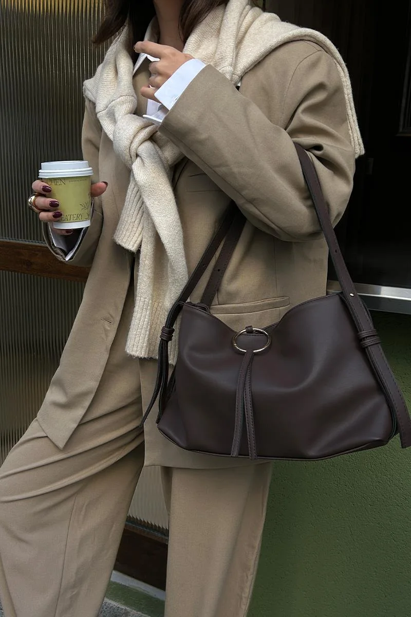 Faux leather shoulder bag for stylish women Faux leather shoulder bag for stylish women in dark brown