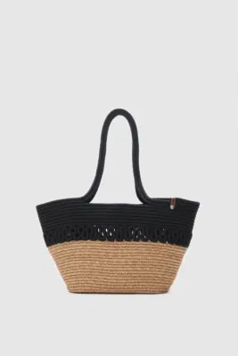 Straw shoulder bag in black