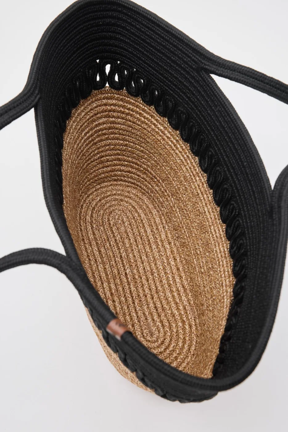 Straw shoulder bag Straw shoulder bag in black