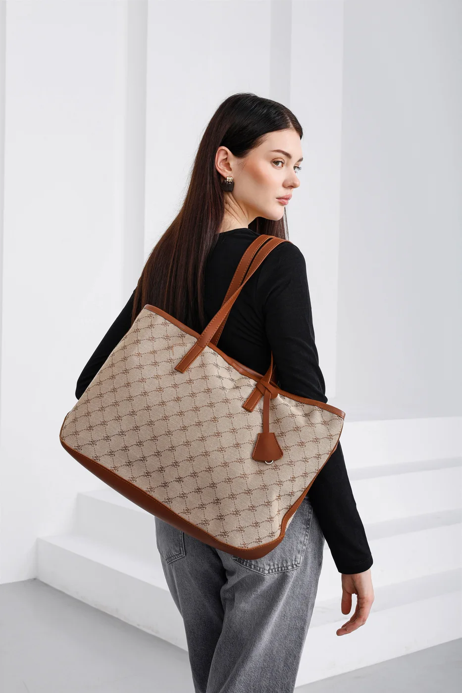 Textile shoulder bag in tan