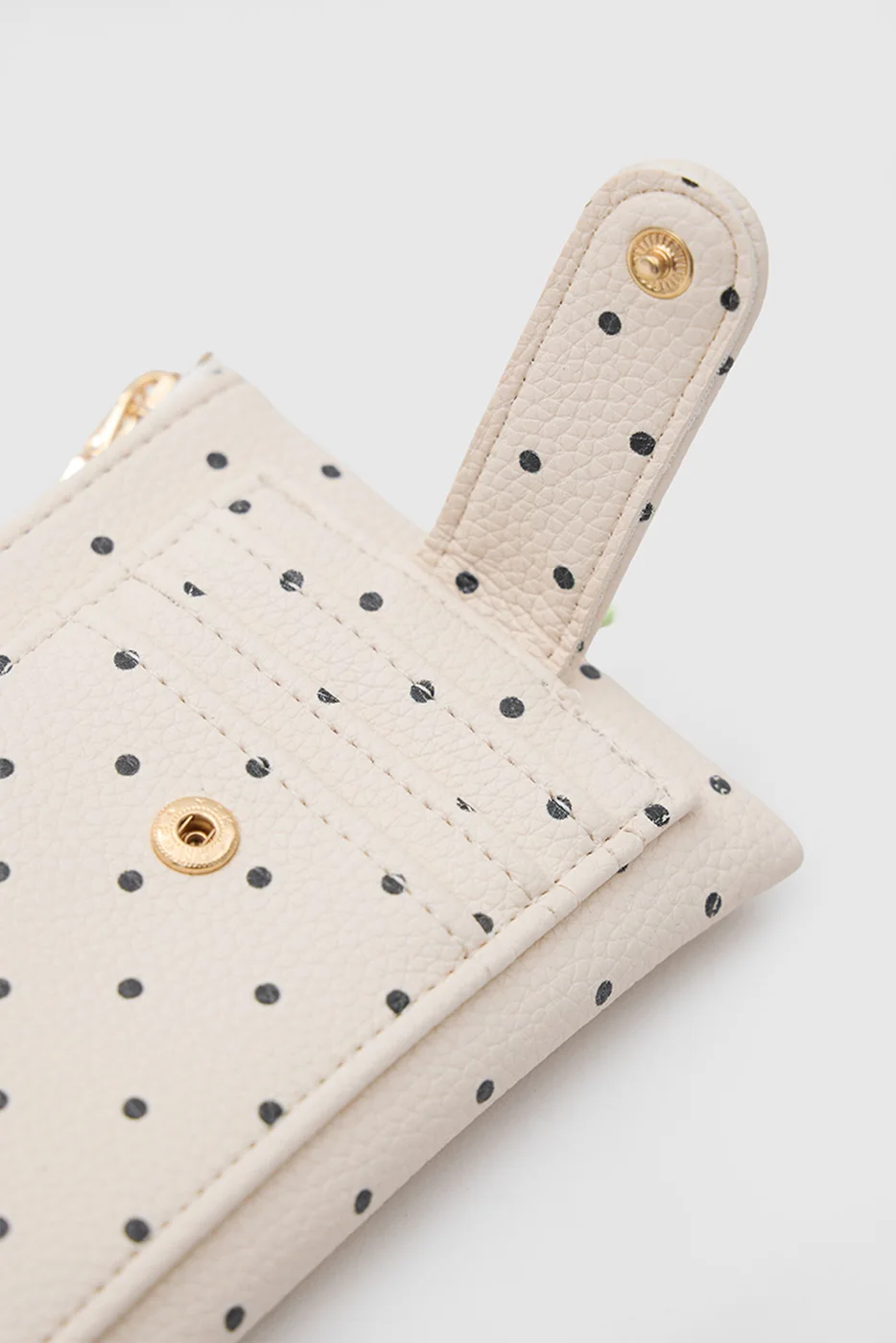 polka dot wallet in cream