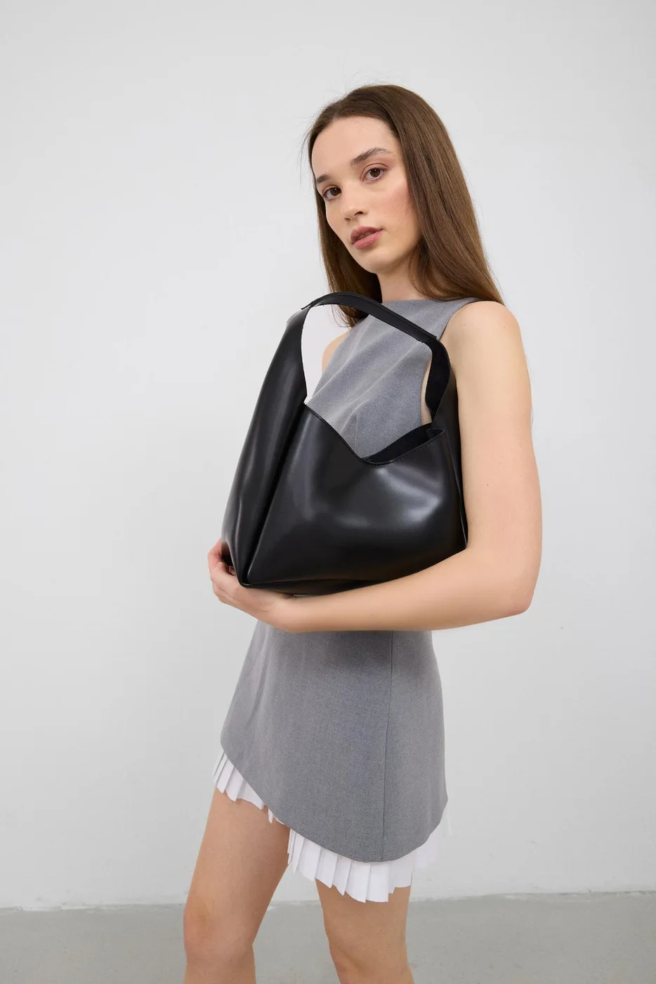 Faux leather shoulder bag in black