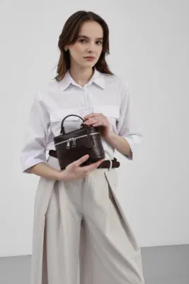 faux leather crossbody bag in dark brown