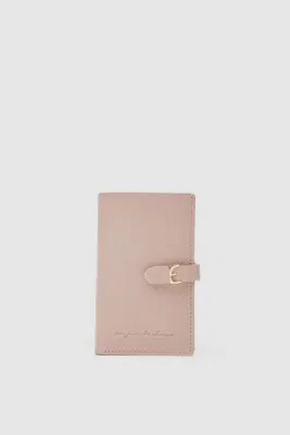 zip wallet for daily use in beige