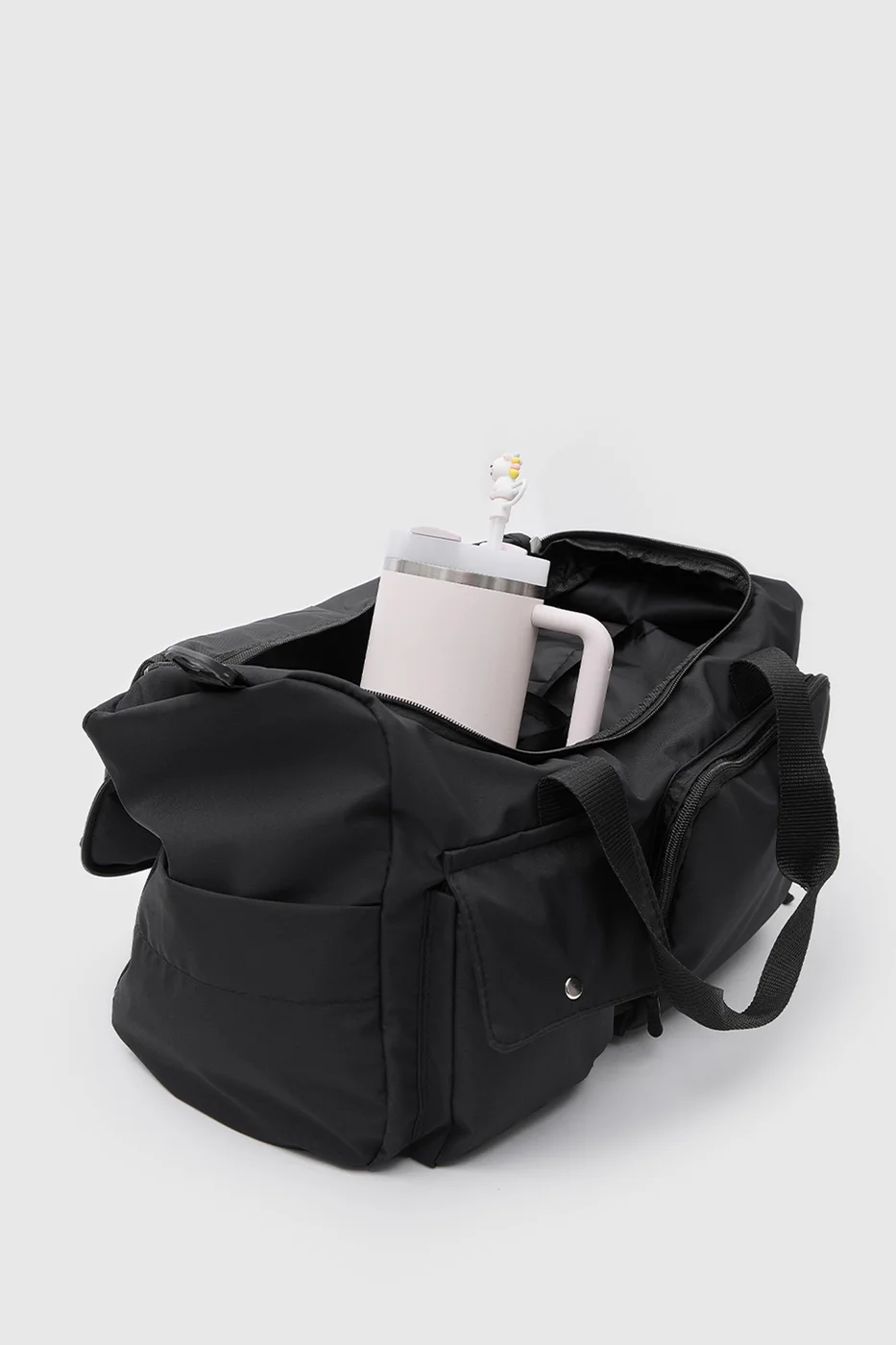Gym travel bag for active lifestyles in black