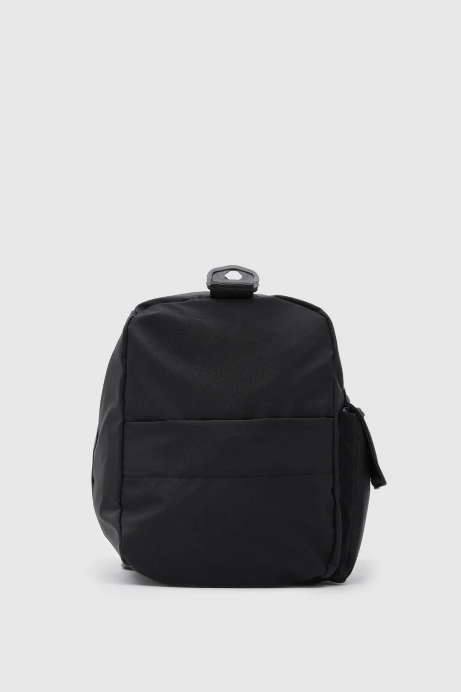 Gym travel bag for active lifestyles in black