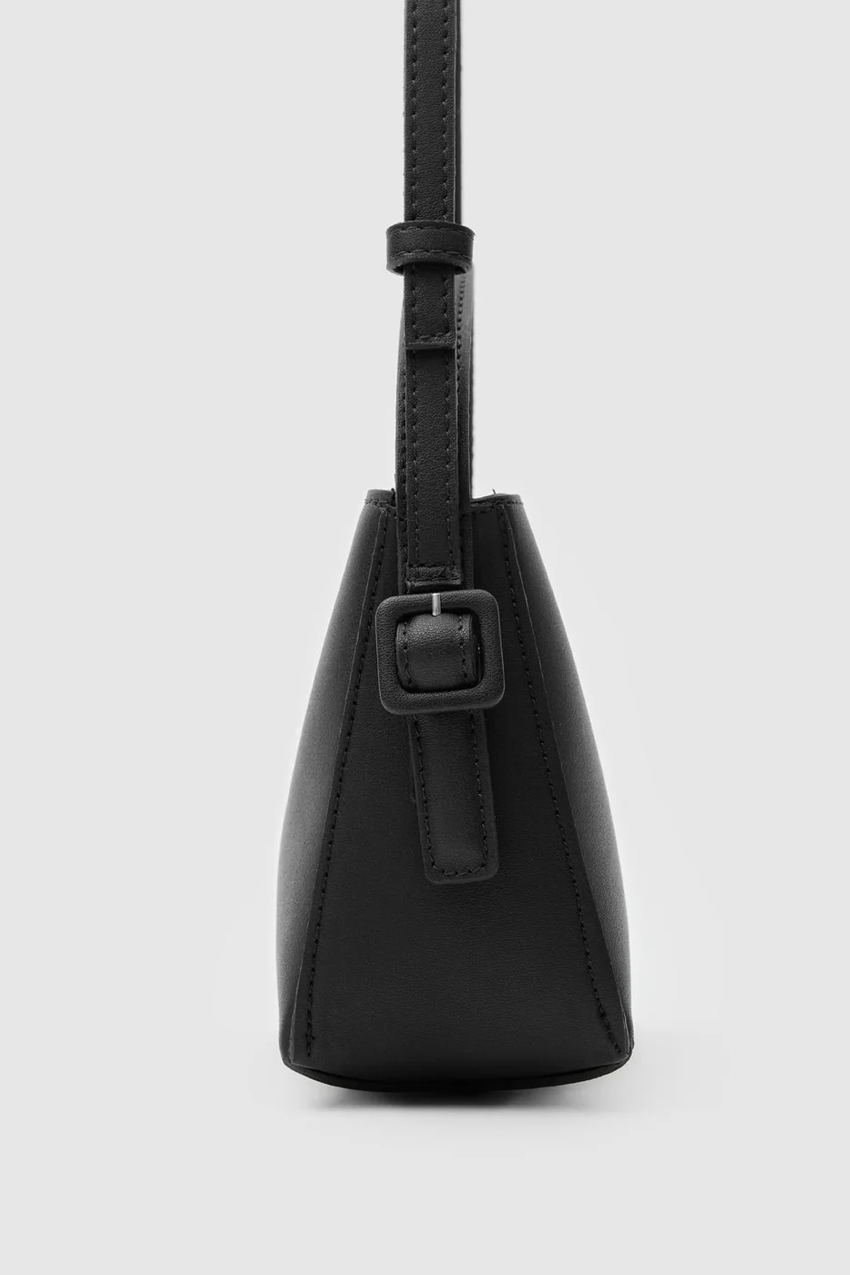 faux leather crossbody bag in black