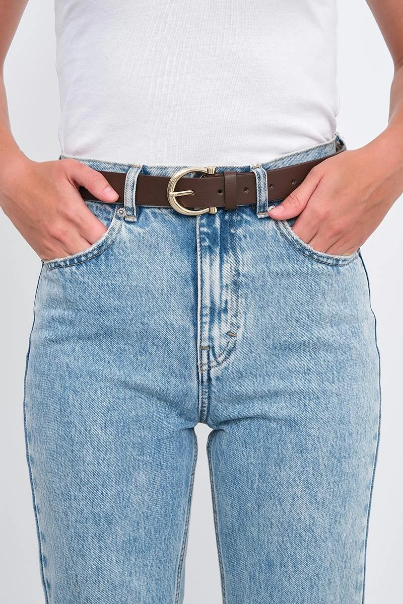 faux leather belt in brown