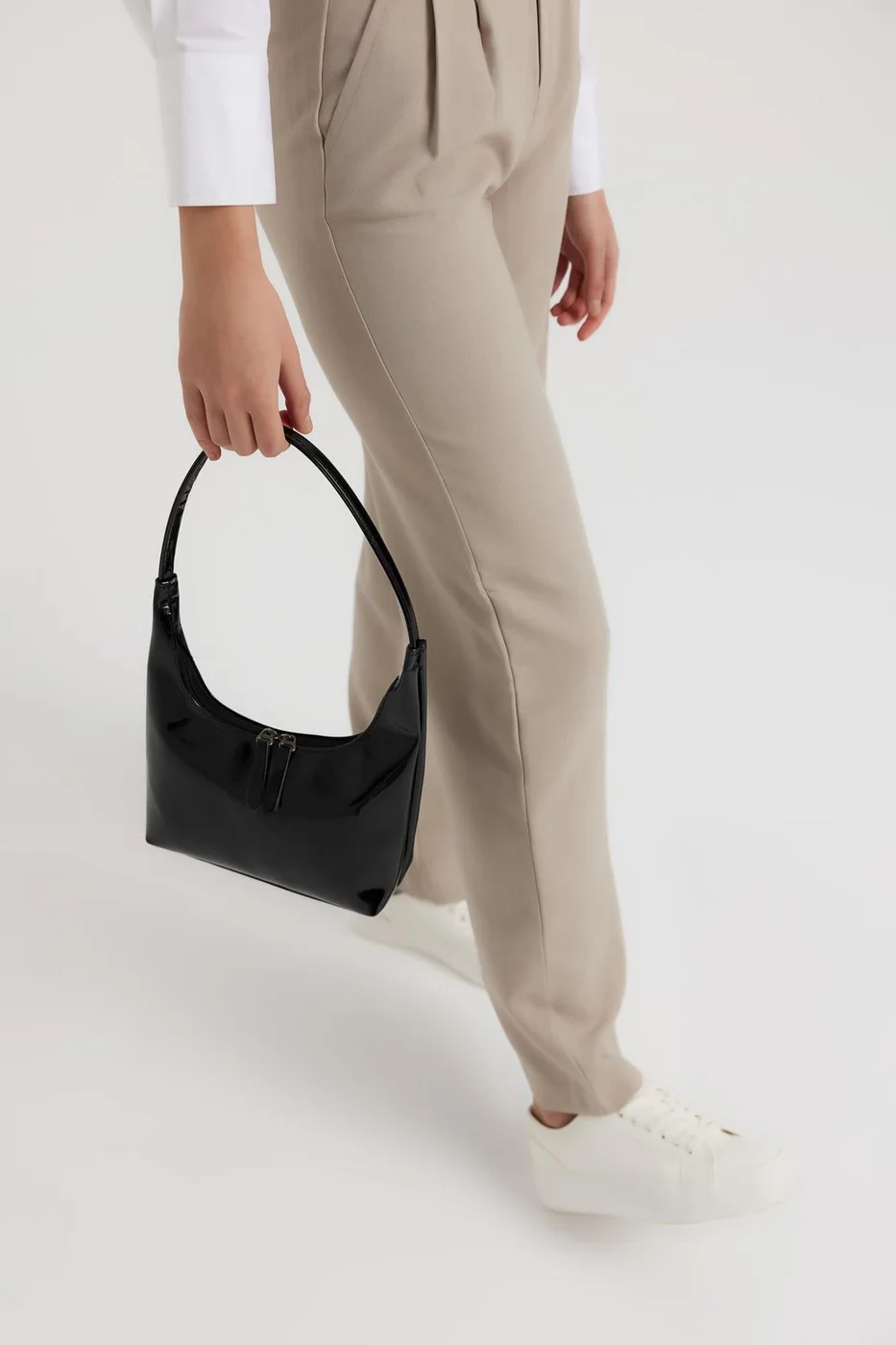 Faux leather baguette bag in black